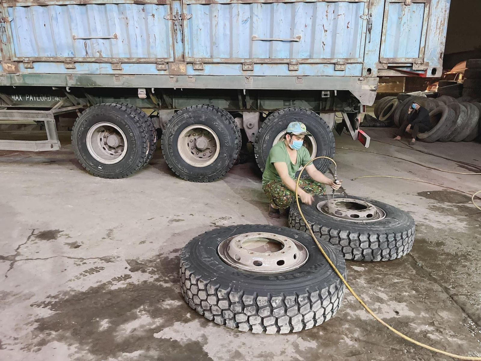 CÁCH NHẬN BIẾT LỐP XE Ô TÔ BỊ MÒN, CÁCH KHẮC PHỤC LỐP XE KHI BỊ MÒN LÀ GÌ?